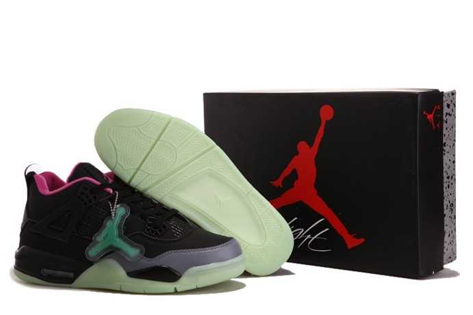 air jordan cehommet 4 de la porcelaine magasins en ligne nike chaussures jordan chaussures pas cher